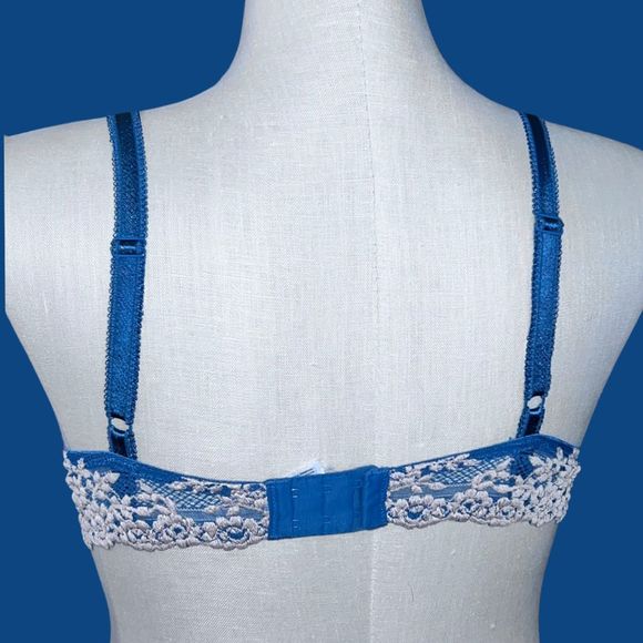 Plus Size Wacoal Blue/White Lace Non Molded Cup Bra Size 38C - Picture 3 of 5